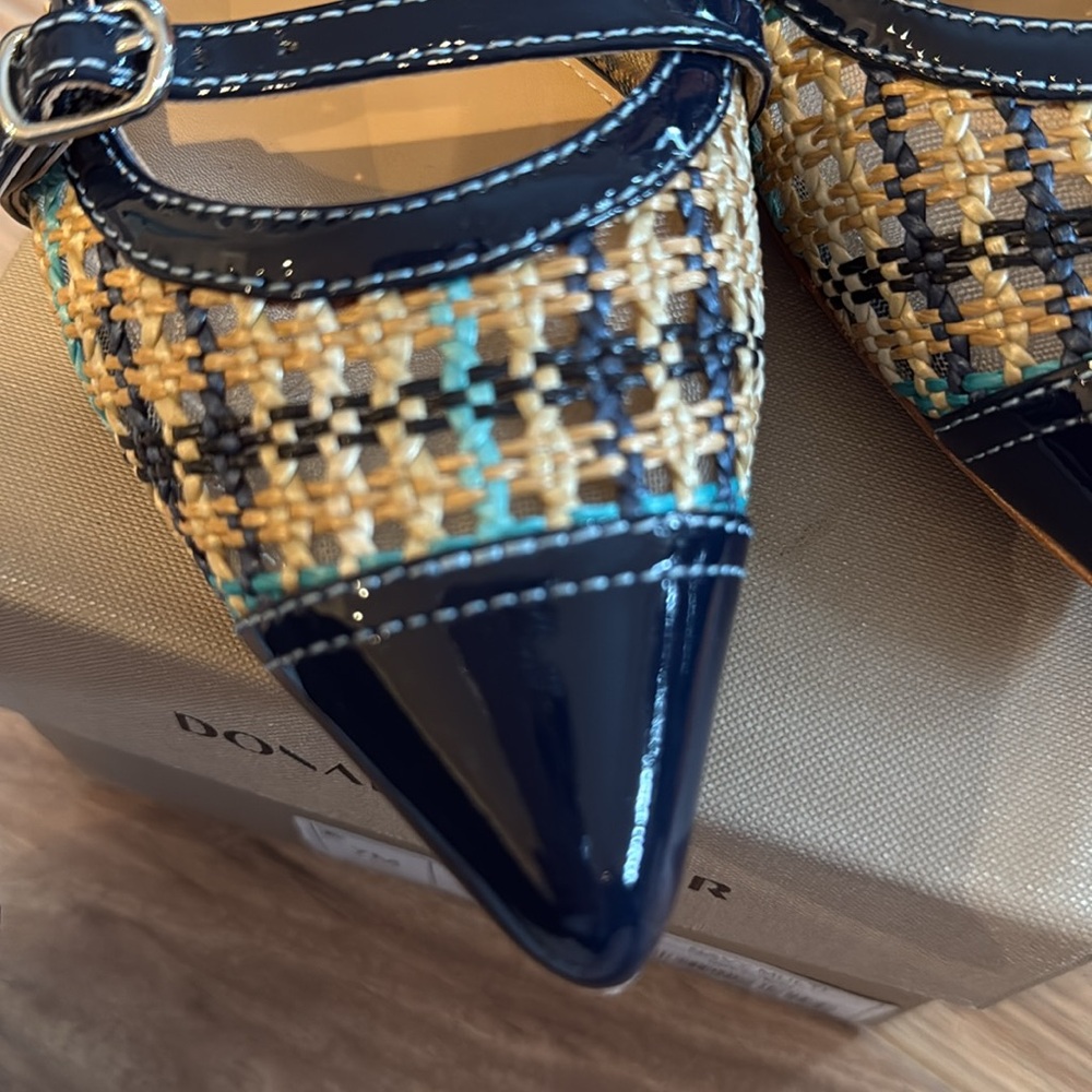 Donald Pliner sling backs.  New in box.  Navy multi, woven.  Size 7. - Picture 3 of 6